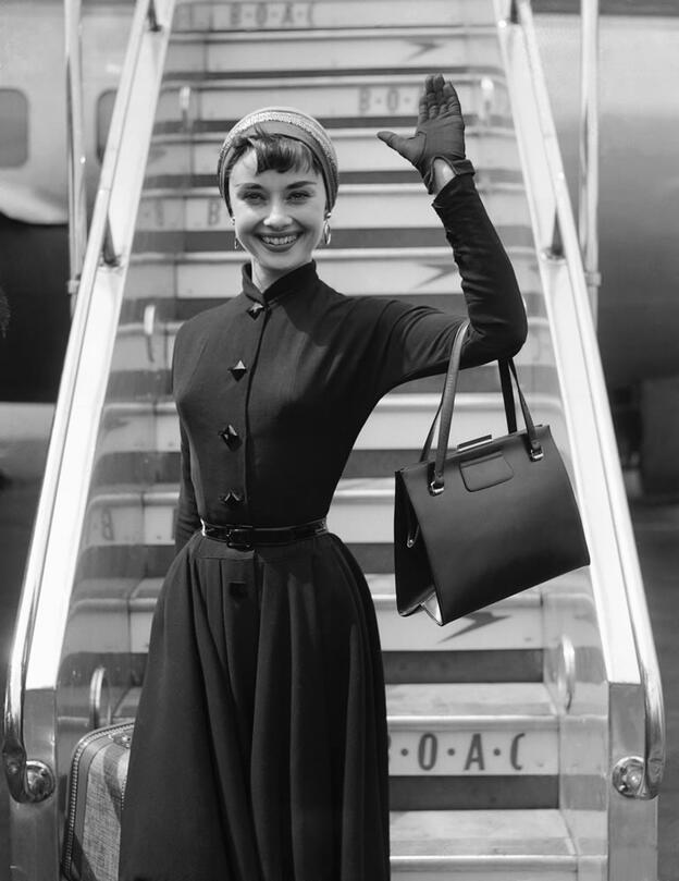 Photographer unknown.