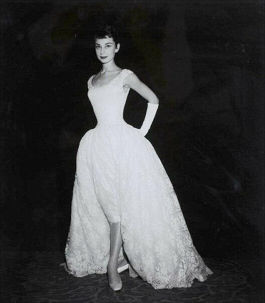 Photographer unknown.